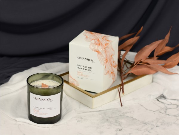 ウッドウィックソイキャンドル/ポーズ(ベチバー&ブラッドオレンジ)