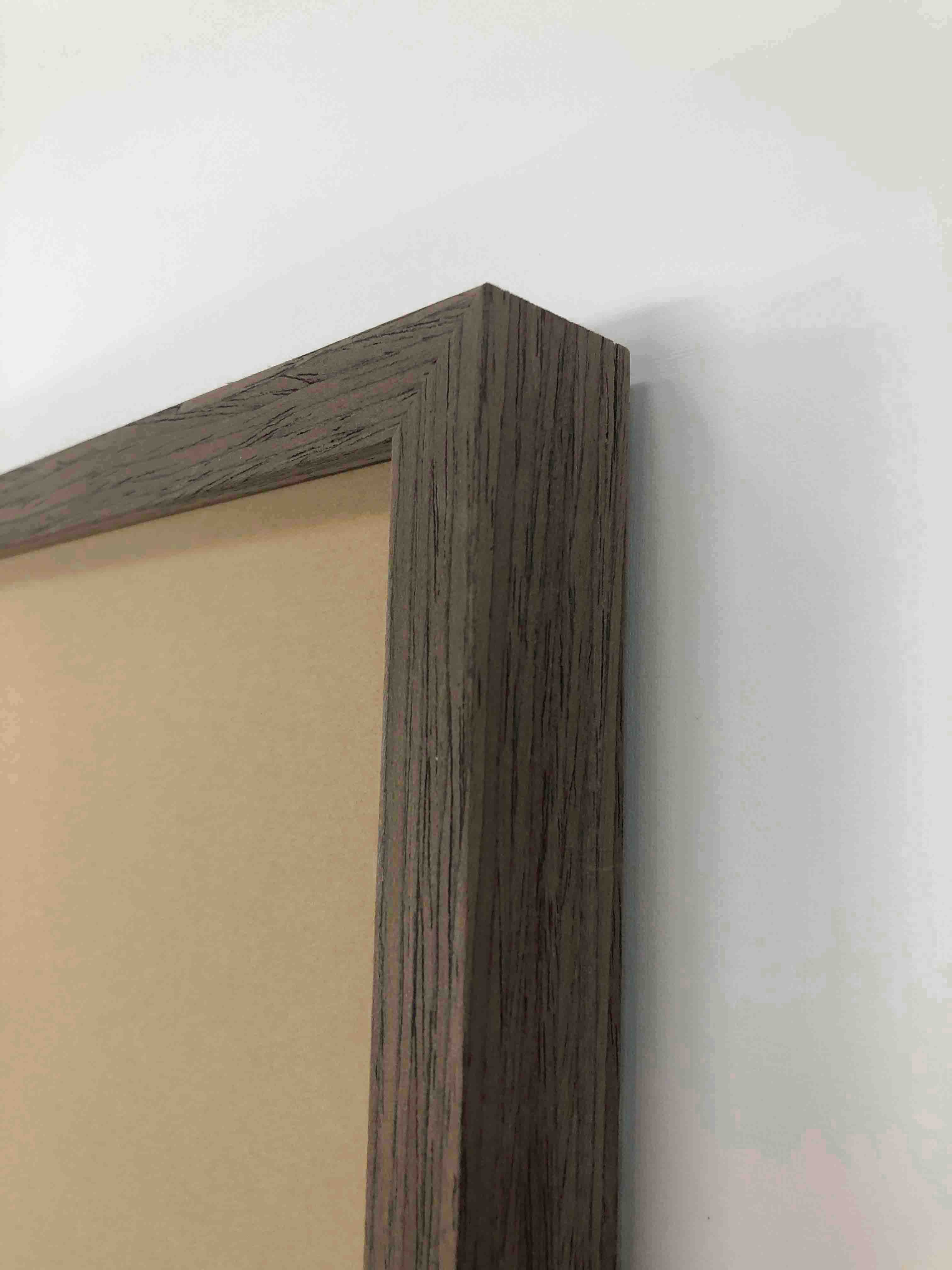 �y�l��z���s�zNovel Frame