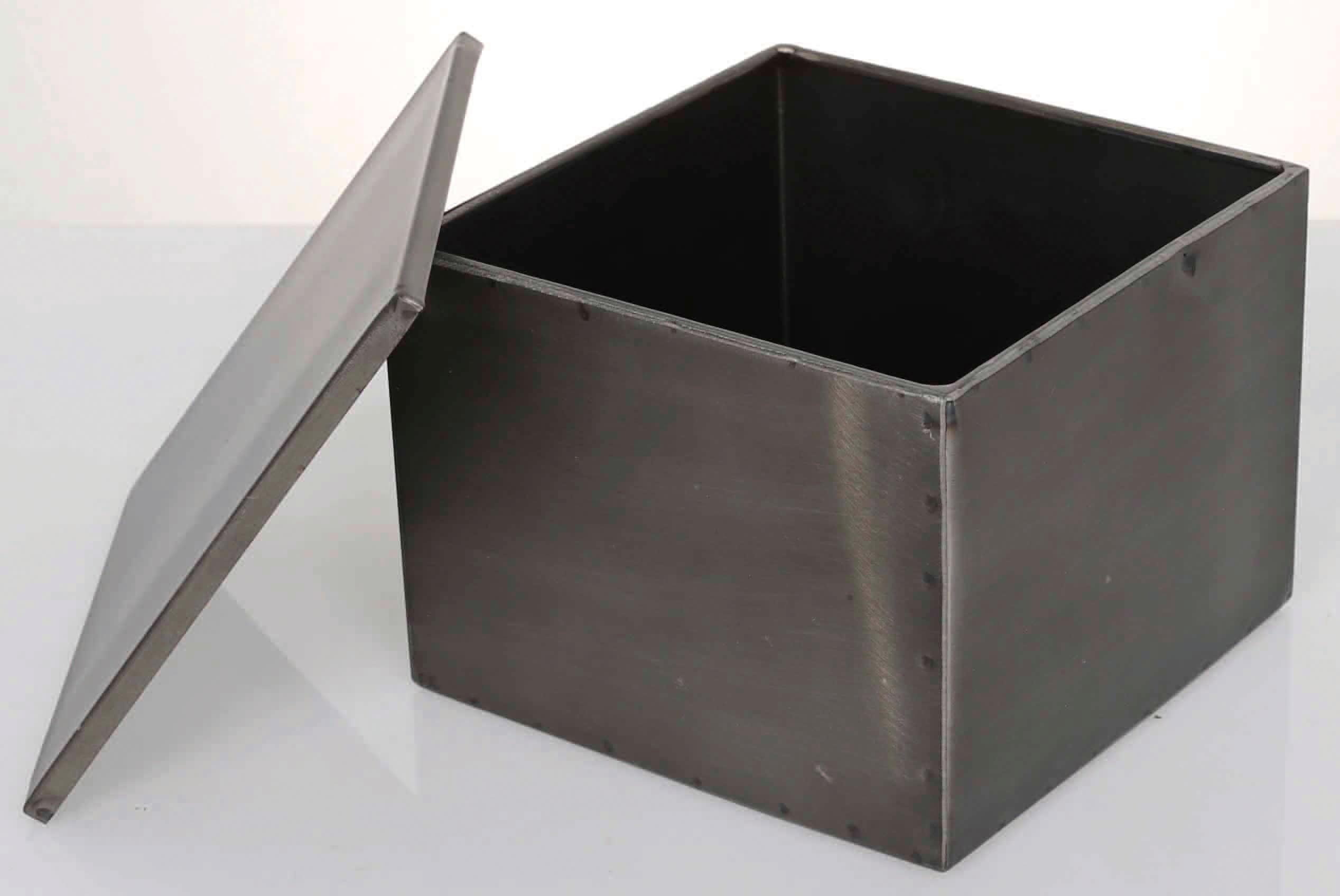 ylzszyʓrzMETAL SQUARE BOX L