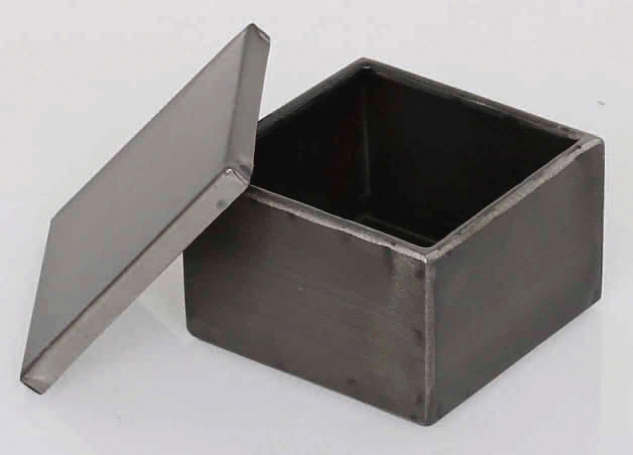 ylzszyʓrzMETAL SQUARE BOX XS