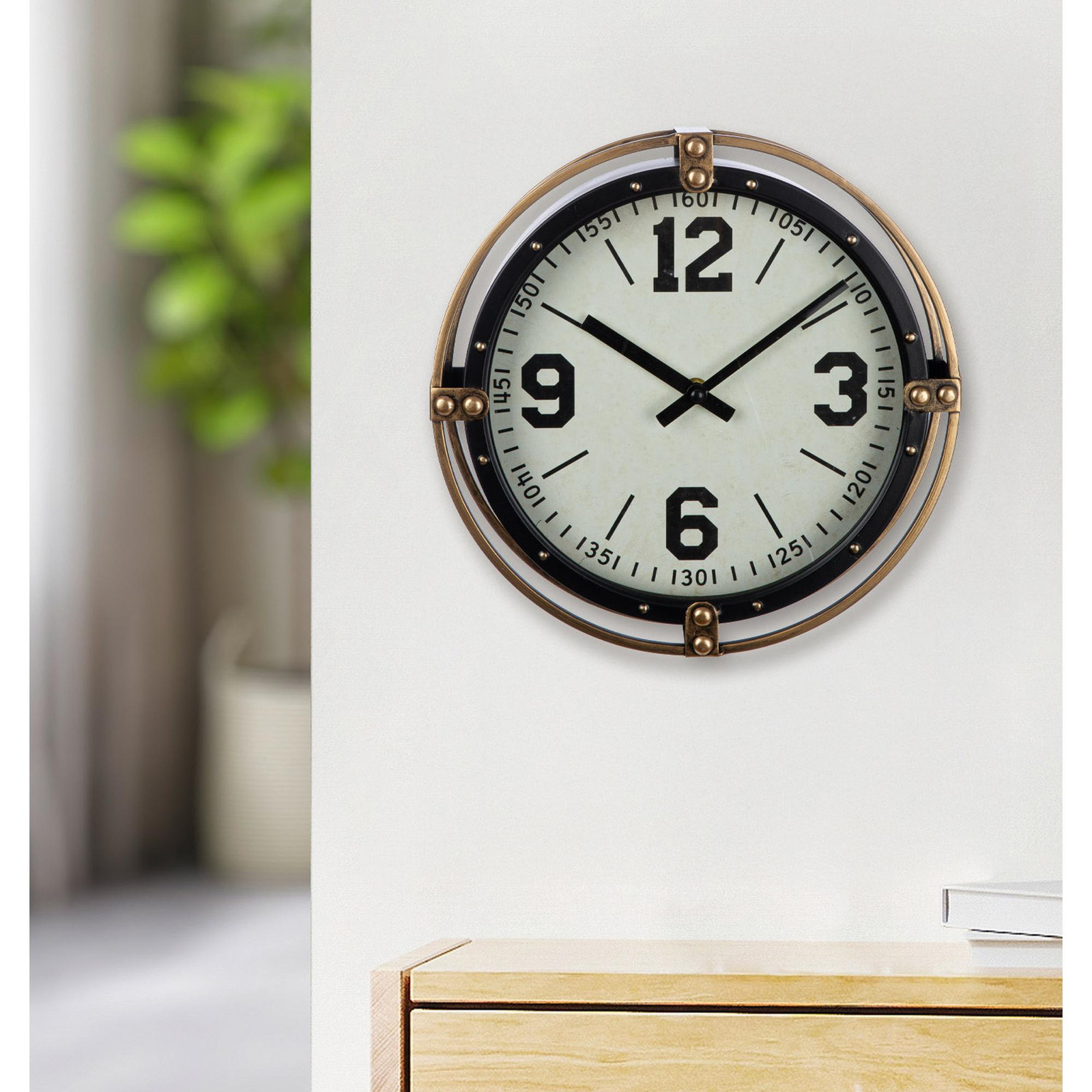 ��Wall clock