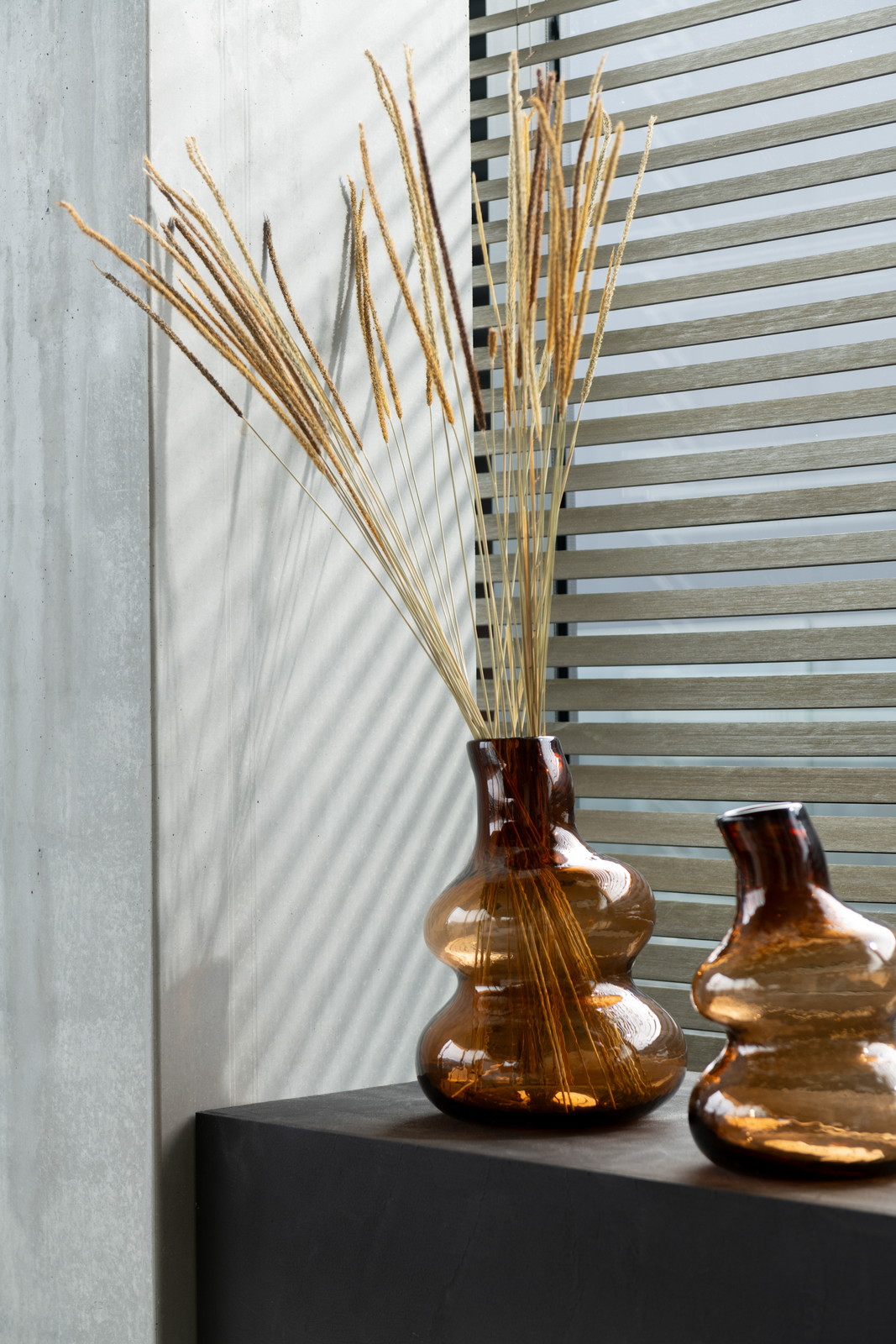 ��VASE FLASK GLASS BROWN L