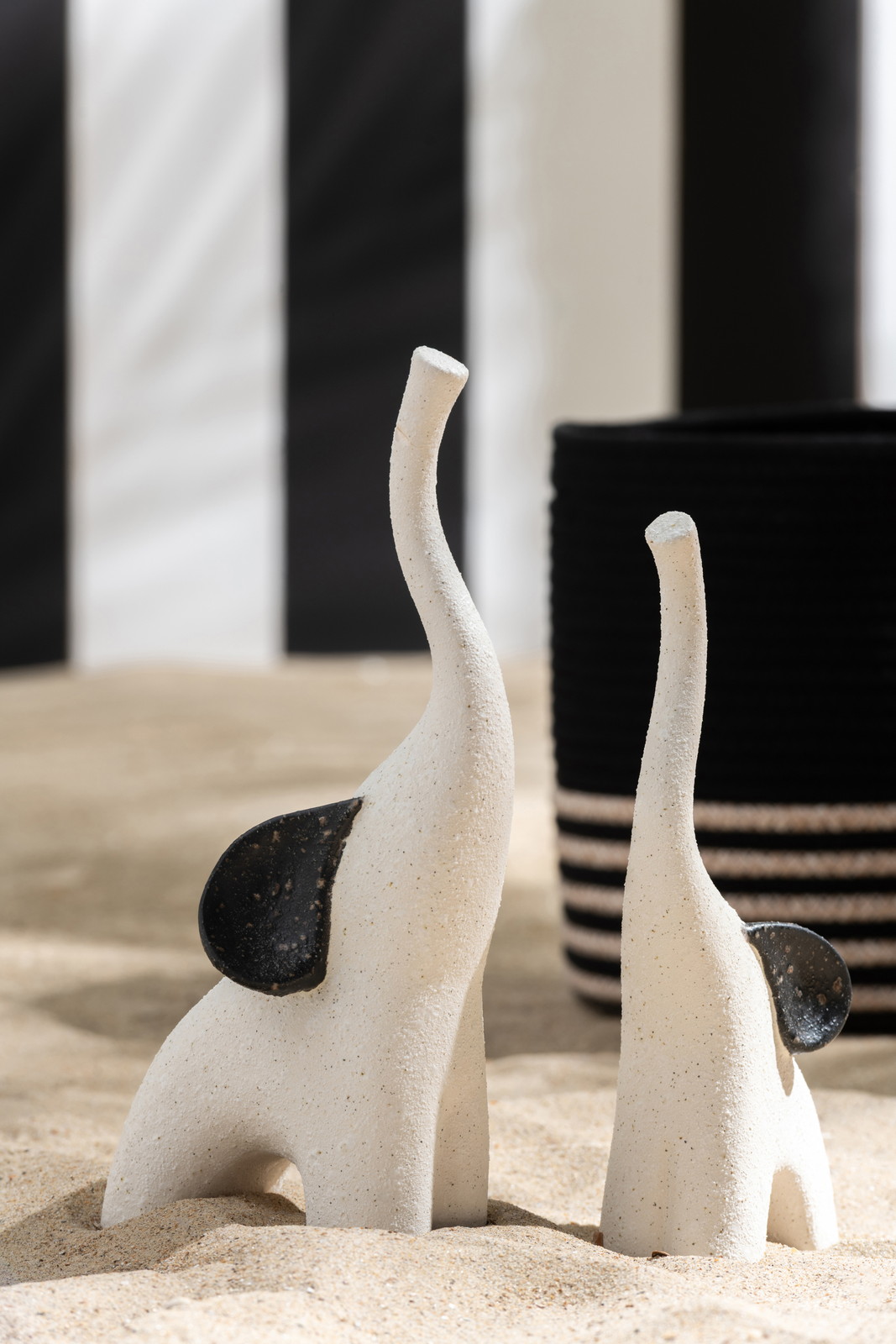 ��S/2 ELE MODERN STNWARE