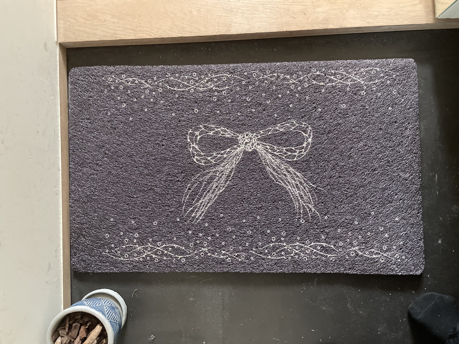 �y�l��z���s�z̶̶�׽ϯ� Ribbon