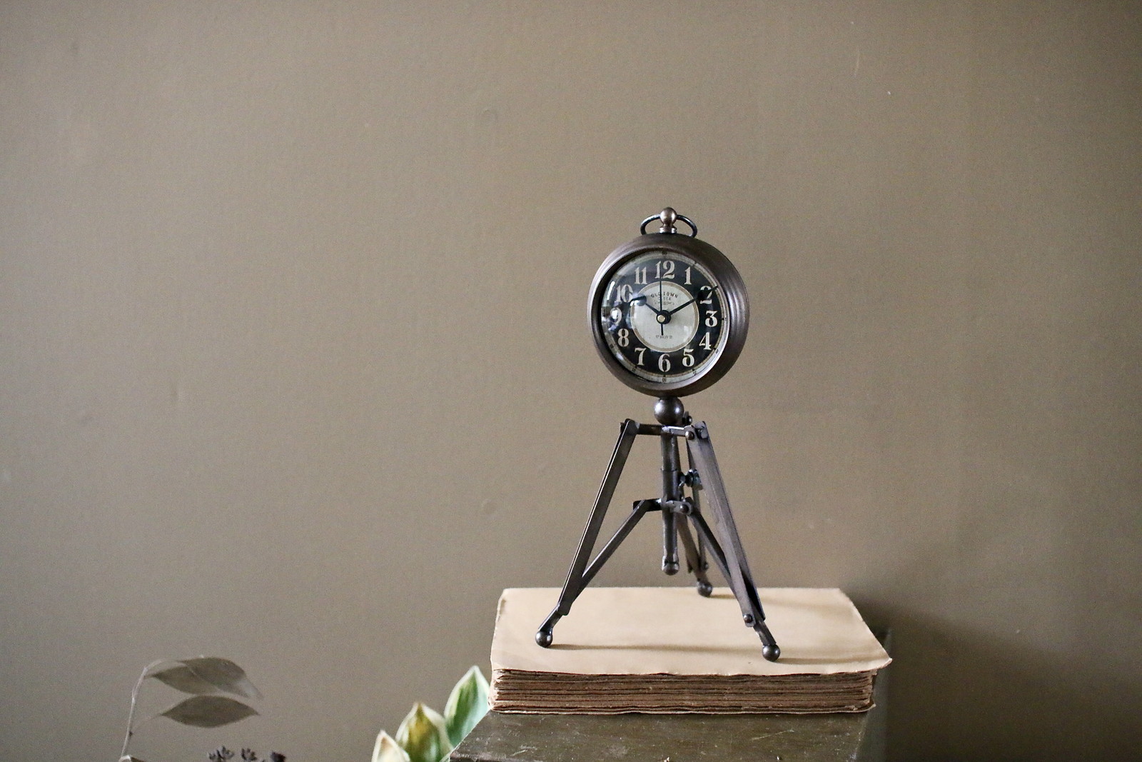 【個人宅配送不可】スタンドクロック三脚カッパー