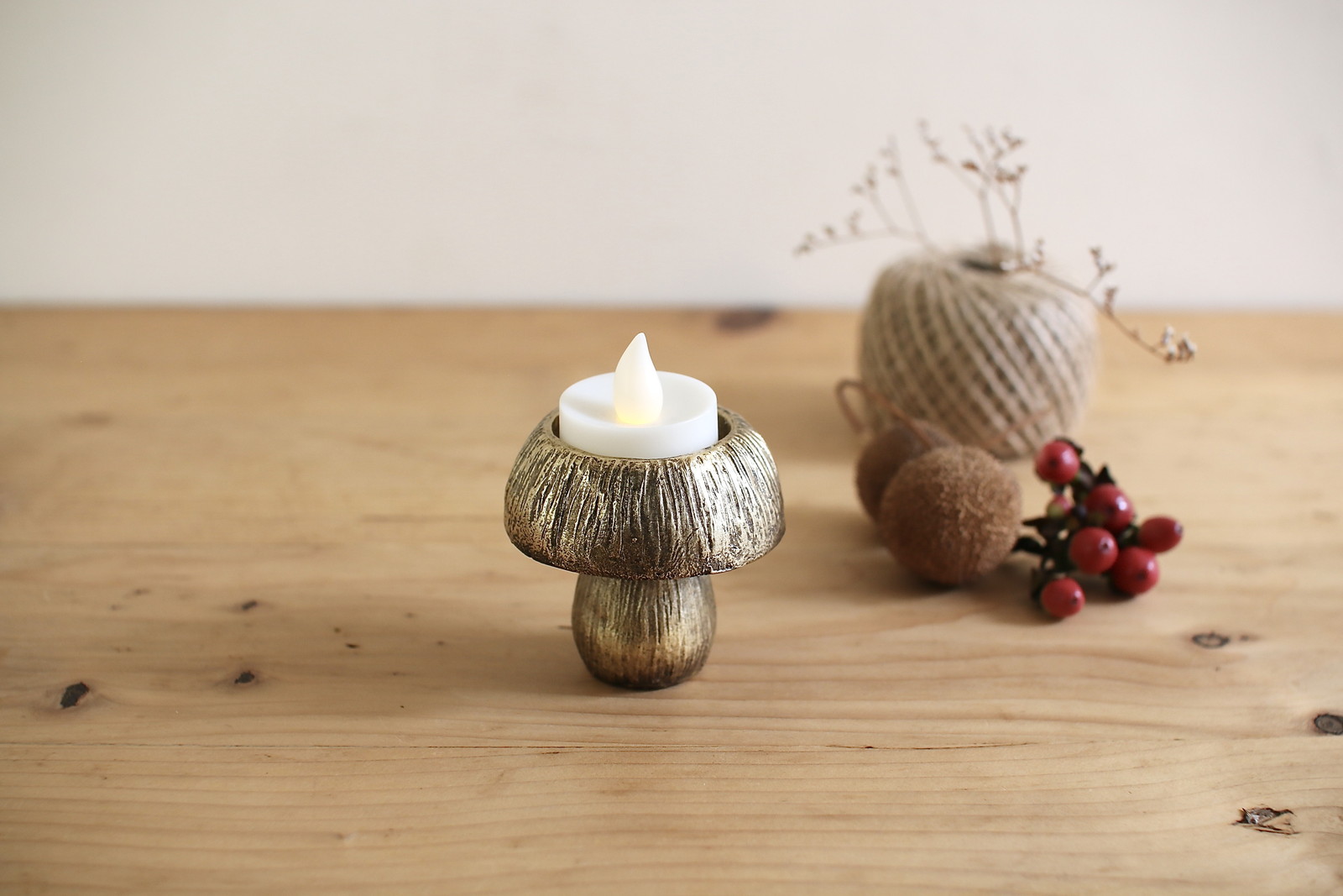 【個人宅配送不可】(4)マッシュルームキャンドルホルダー