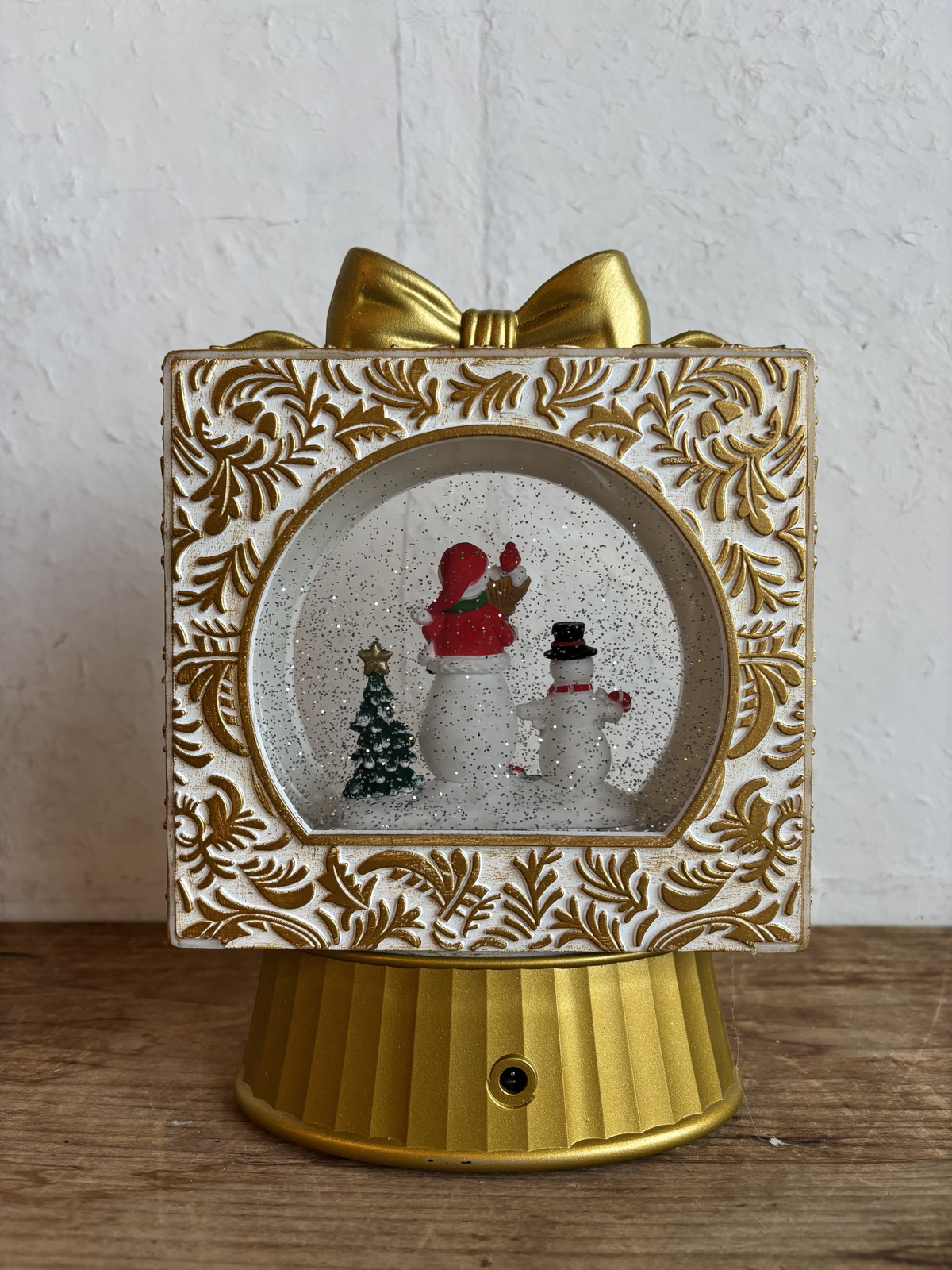 個人宅配送不可】ｽﾉｰｲﾝｸﾞﾗｲﾄ ﾌﾟﾚｾﾞﾝﾄﾎﾞｯｸｽ: クリスマス雑貨