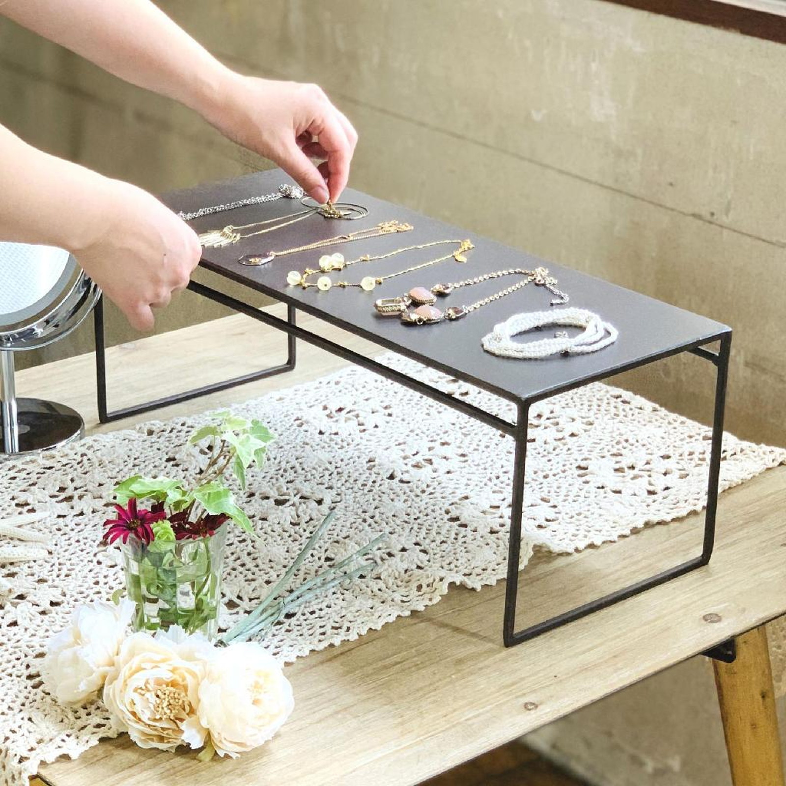 【個人宅配送不可】ジョセフアイアンディスプレイ台ワイドLサイズ