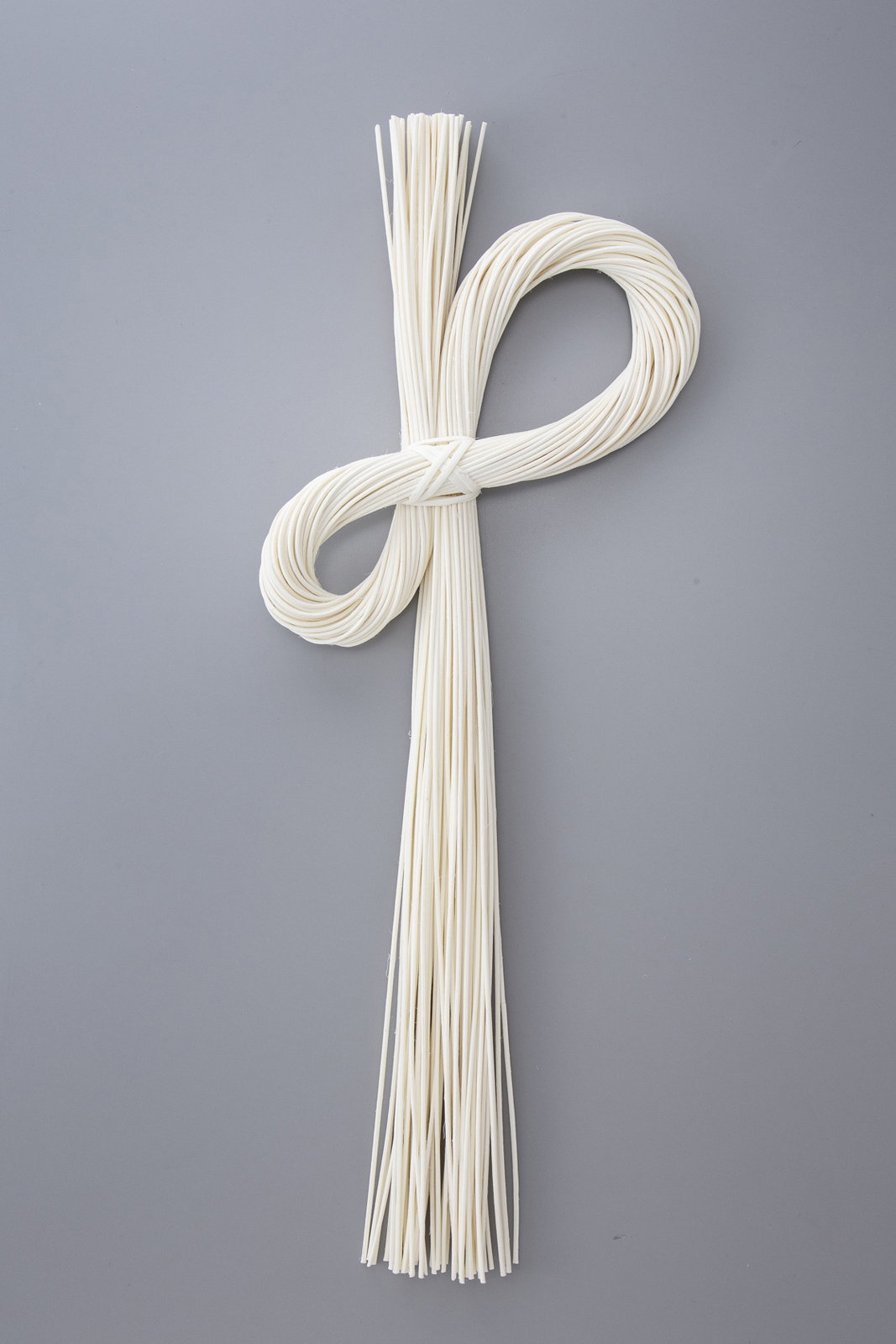 【廃番】丸籐飾り・ねじりふた輪 白