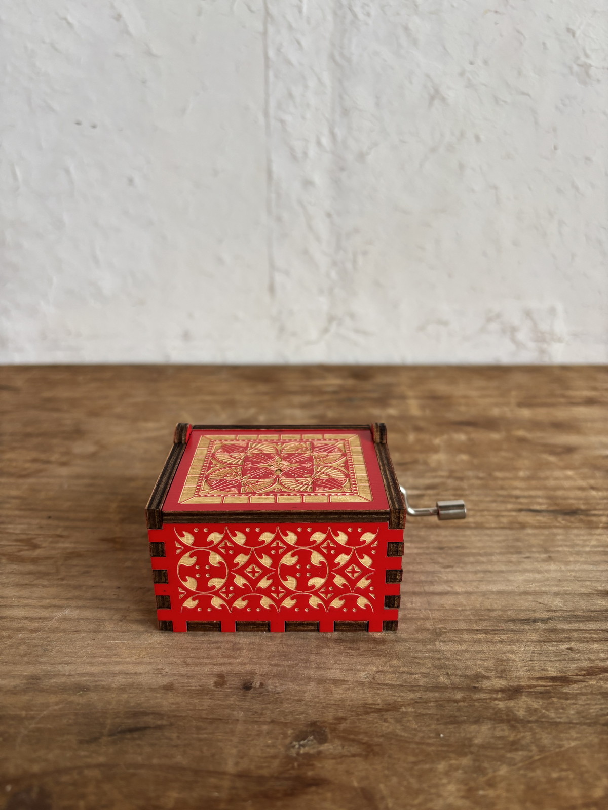 【個人宅配送不可】木製オルゴール 手巻き レッド