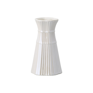 couture_9.5L9.5W17H