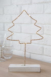 �y�l��z���s�z�ڰ��ذLEDײ�